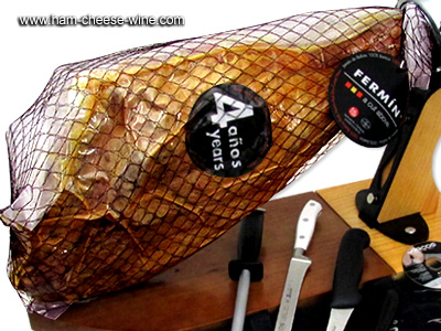 Pure Iberico Bellota Ham Fermín - Professional Ham Carving Kit Details 2